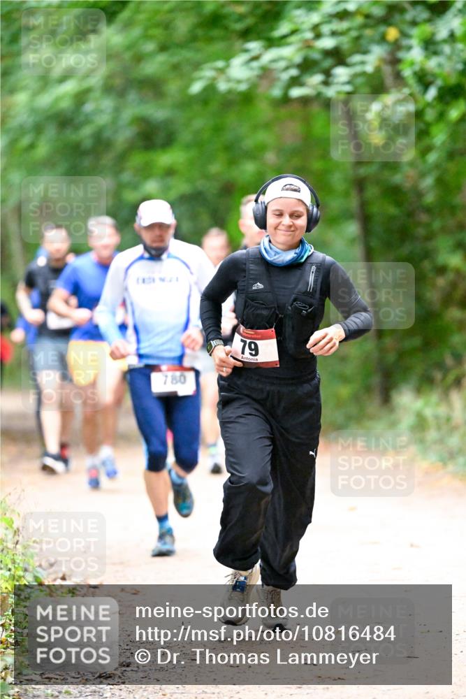 11.10.2026 - Bramfelder Halbmarathon 2026 Dr. Thomas Lammeyer http://msf.ph/oto/10816484 11.10.2026 09:53:20 Laufen 780, 79 meine-sportfotos.de