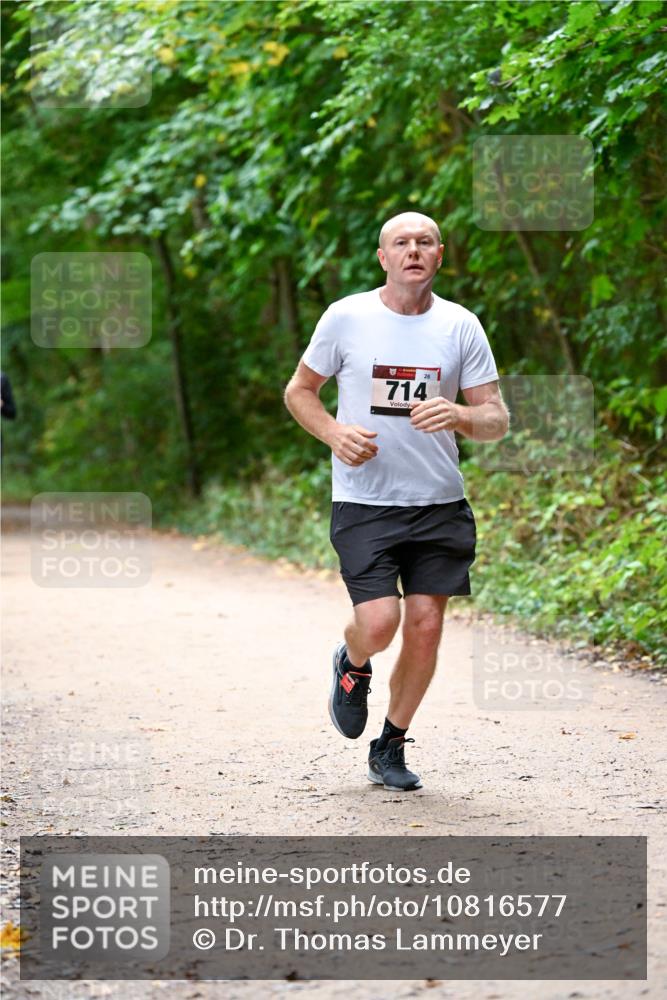 11.10.2026 - Bramfelder Halbmarathon 2026 Dr. Thomas Lammeyer http://msf.ph/oto/10816577 11.10.2026 09:53:43 Laufen 714 meine-sportfotos.de