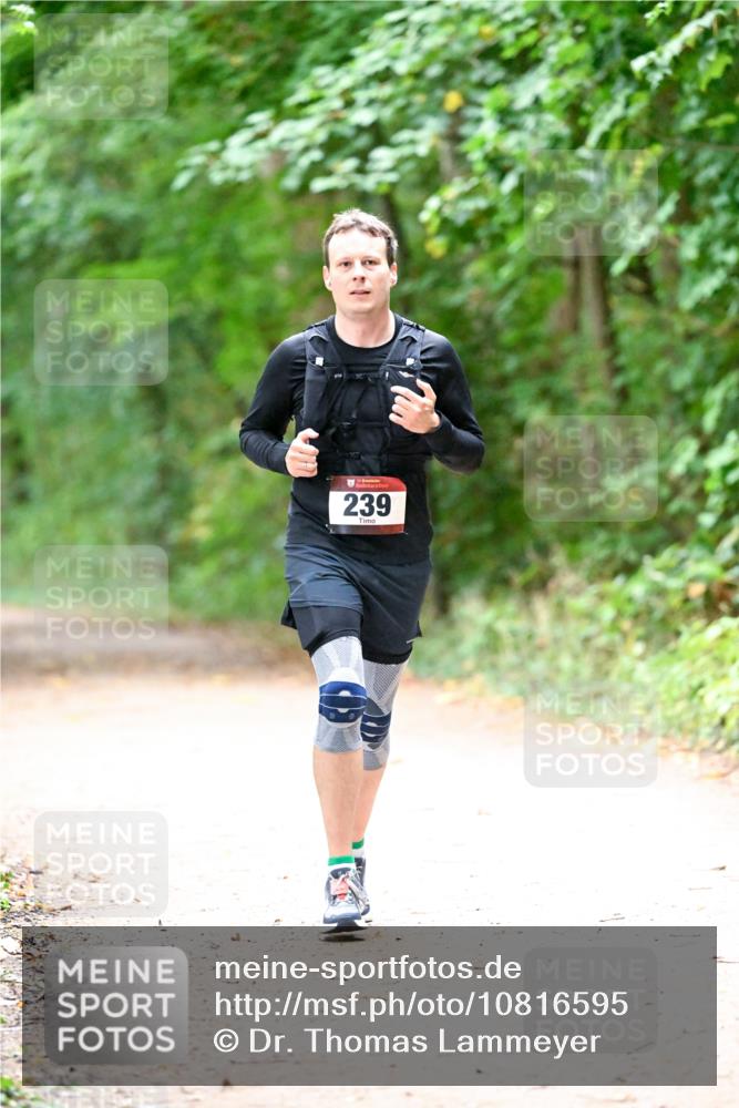 11.10.2026 - Bramfelder Halbmarathon 2026 Dr. Thomas Lammeyer http://msf.ph/oto/10816595 11.10.2026 09:53:46 Laufen 239 meine-sportfotos.de