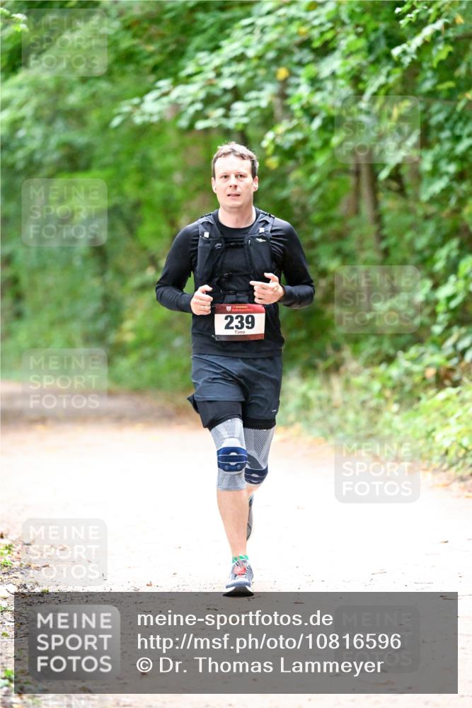 11.10.2026 - Bramfelder Halbmarathon 2026 Dr. Thomas Lammeyer http://msf.ph/oto/10816596 11.10.2026 09:53:46 Laufen 239 meine-sportfotos.de