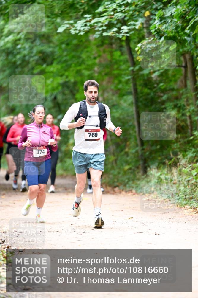 11.10.2026 - Bramfelder Halbmarathon 2026 Dr. Thomas Lammeyer http://msf.ph/oto/10816660 11.10.2026 09:54:03 Laufen 374, 769 meine-sportfotos.de