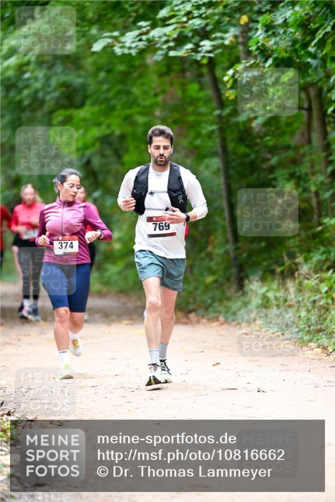 11.10.2026 - Bramfelder Halbmarathon 2026 Dr. Thomas Lammeyer http://msf.ph/oto/10816662 11.10.2026 09:54:03 Laufen 374, 769 meine-sportfotos.de