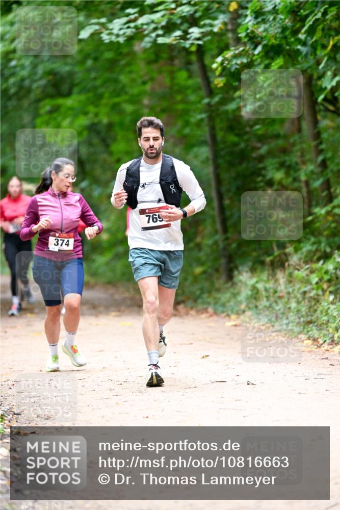 11.10.2026 - Bramfelder Halbmarathon 2026 Dr. Thomas Lammeyer http://msf.ph/oto/10816663 11.10.2026 09:54:03 Laufen 374, 769 meine-sportfotos.de