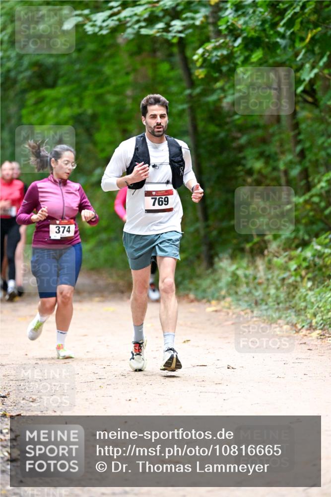 11.10.2026 - Bramfelder Halbmarathon 2026 Dr. Thomas Lammeyer http://msf.ph/oto/10816665 11.10.2026 09:54:04 Laufen 374, 769 meine-sportfotos.de