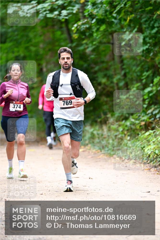 11.10.2026 - Bramfelder Halbmarathon 2026 Dr. Thomas Lammeyer http://msf.ph/oto/10816669 11.10.2026 09:54:04 Laufen 374, 769 meine-sportfotos.de