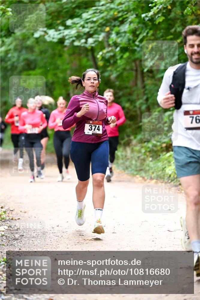 11.10.2026 - Bramfelder Halbmarathon 2026 Dr. Thomas Lammeyer http://msf.ph/oto/10816680 11.10.2026 09:54:06 Laufen 374, 82, 76 meine-sportfotos.de