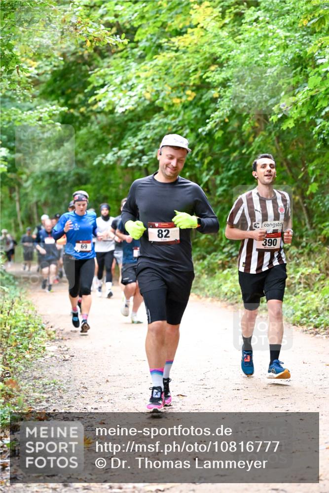 11.10.2026 - Bramfelder Halbmarathon 2026 Dr. Thomas Lammeyer http://msf.ph/oto/10816777 11.10.2026 09:54:28 Laufen 82, 69, 390 meine-sportfotos.de