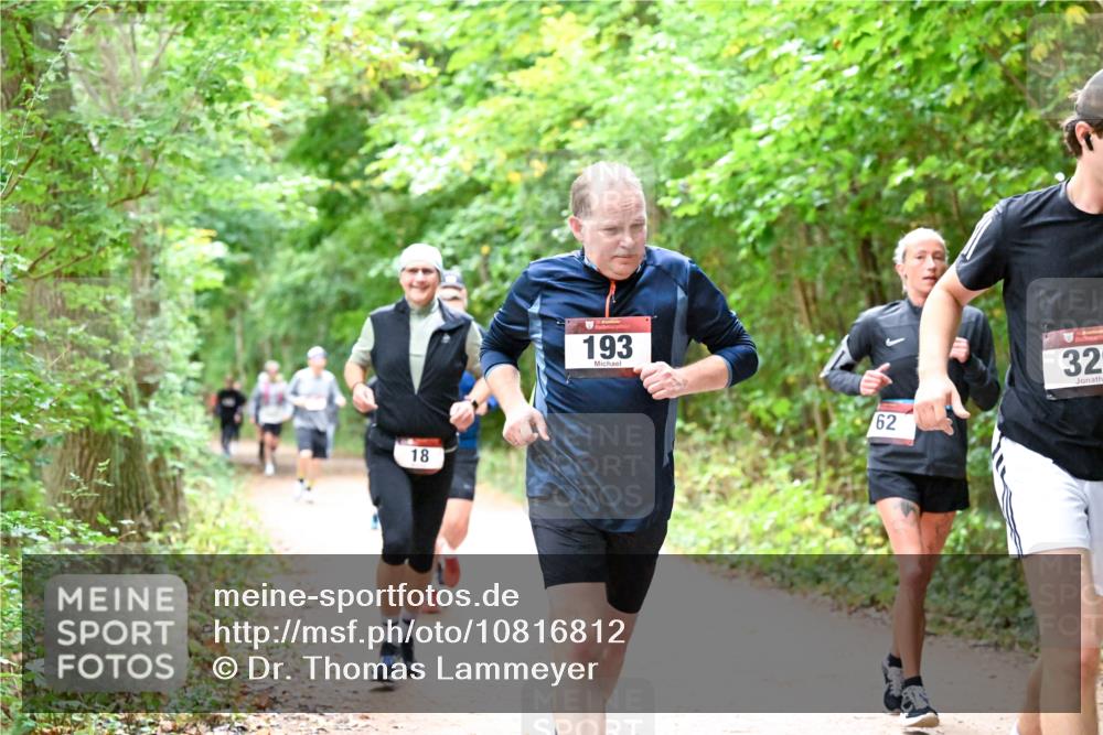 11.10.2026 - Bramfelder Halbmarathon 2026 Dr. Thomas Lammeyer http://msf.ph/oto/10816812 11.10.2026 09:54:35 Laufen 18, 193, 62, 92, 32 meine-sportfotos.de
