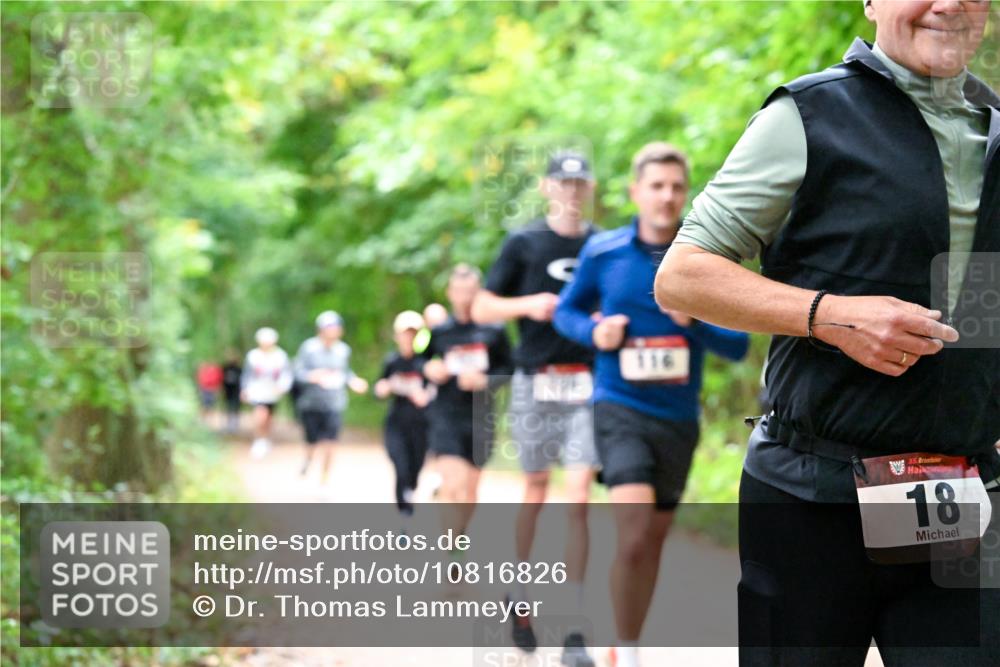 11.10.2026 - Bramfelder Halbmarathon 2026 Dr. Thomas Lammeyer http://msf.ph/oto/10816826 11.10.2026 09:54:37 Laufen 116, 35, 18 meine-sportfotos.de