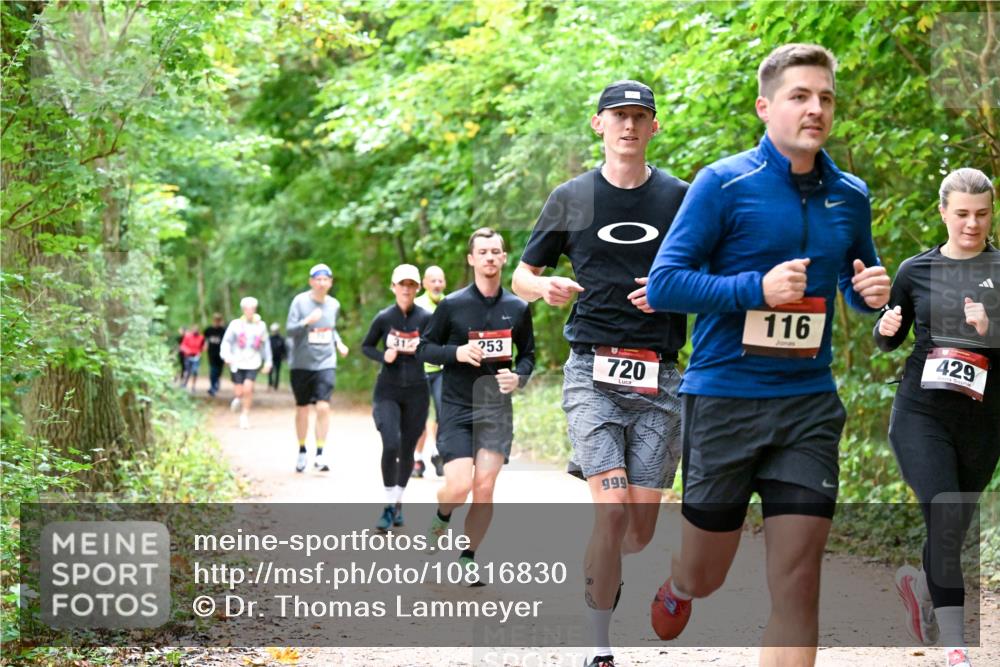 11.10.2026 - Bramfelder Halbmarathon 2026 Dr. Thomas Lammeyer http://msf.ph/oto/10816830 11.10.2026 09:54:38 Laufen 31, 253, 720, 999, 116, 429 meine-sportfotos.de