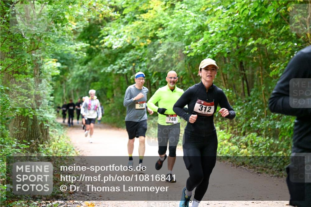 11.10.2026 - Bramfelder Halbmarathon 2026 Dr. Thomas Lammeyer http://msf.ph/oto/10816841 11.10.2026 09:54:40 Laufen 70, 748, 312 meine-sportfotos.de