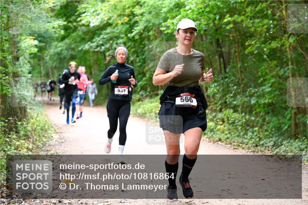 11.10.2026 - Bramfelder Halbmarathon 2026 Dr. Thomas Lammeyer http://msf.ph/oto/10816864 11.10.2026 09:54:48 Laufen 539, 560 meine-sportfotos.de