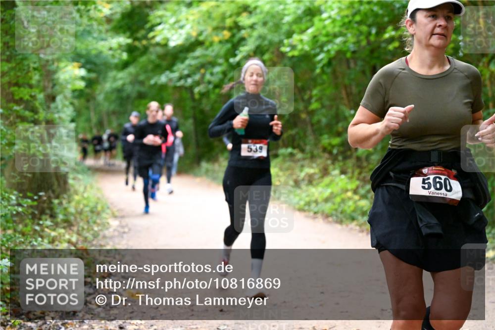 11.10.2026 - Bramfelder Halbmarathon 2026 Dr. Thomas Lammeyer http://msf.ph/oto/10816869 11.10.2026 09:54:49 Laufen 539, 560 meine-sportfotos.de