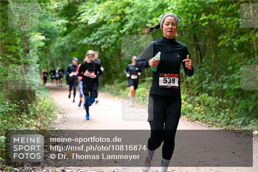 11.10.2026 - Bramfelder Halbmarathon 2026 Dr. Thomas Lammeyer http://msf.ph/oto/10816874 11.10.2026 09:54:50 Laufen 539 meine-sportfotos.de
