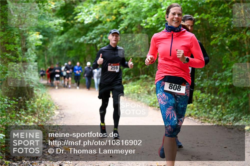 11.10.2026 - Bramfelder Halbmarathon 2026 Dr. Thomas Lammeyer http://msf.ph/oto/10816902 11.10.2026 09:54:54 Laufen 259, 808 meine-sportfotos.de