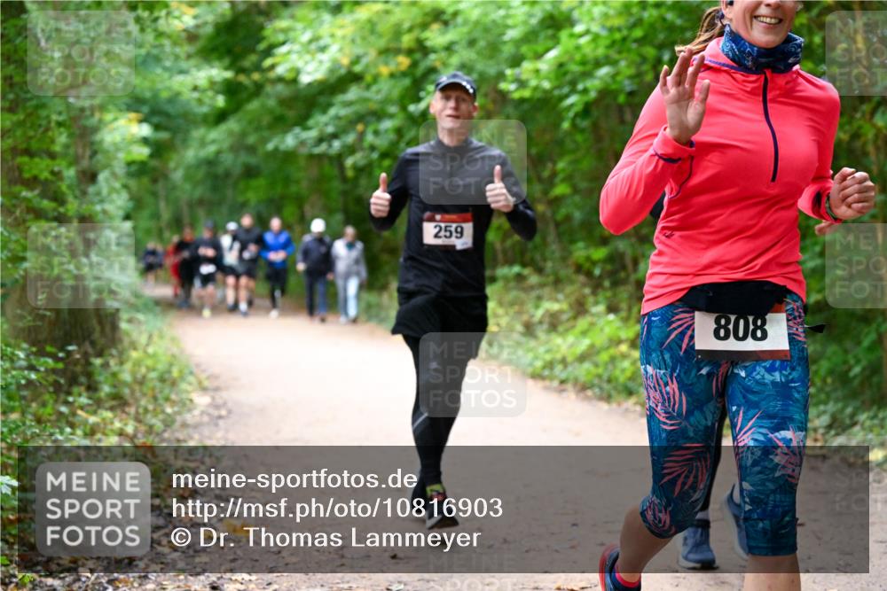11.10.2026 - Bramfelder Halbmarathon 2026 Dr. Thomas Lammeyer http://msf.ph/oto/10816903 11.10.2026 09:54:54 Laufen 259, 808 meine-sportfotos.de