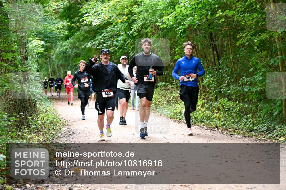 11.10.2026 - Bramfelder Halbmarathon 2026 Dr. Thomas Lammeyer http://msf.ph/oto/10816916 11.10.2026 09:55:01 Laufen 29, 605, 452, 567 meine-sportfotos.de