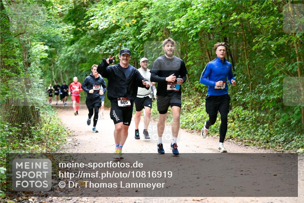 11.10.2026 - Bramfelder Halbmarathon 2026 Dr. Thomas Lammeyer http://msf.ph/oto/10816919 11.10.2026 09:55:01 Laufen 605, 452 meine-sportfotos.de