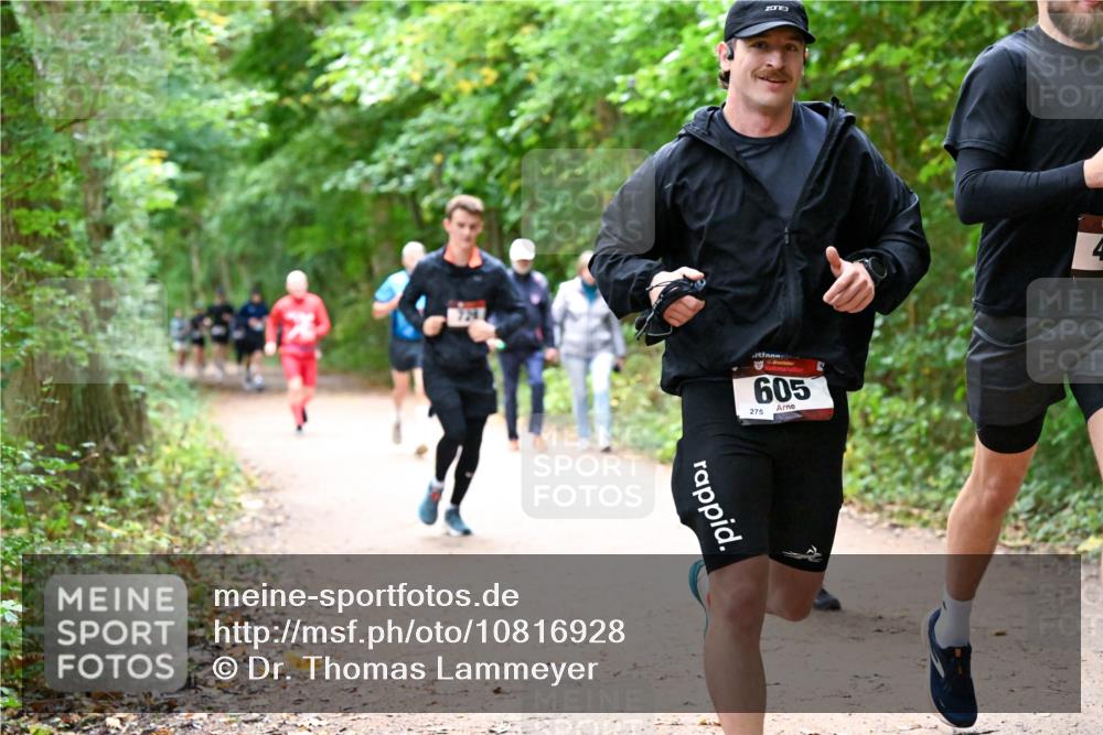 11.10.2026 - Bramfelder Halbmarathon 2026 Dr. Thomas Lammeyer http://msf.ph/oto/10816928 11.10.2026 09:55:03 Laufen 605, 275 meine-sportfotos.de