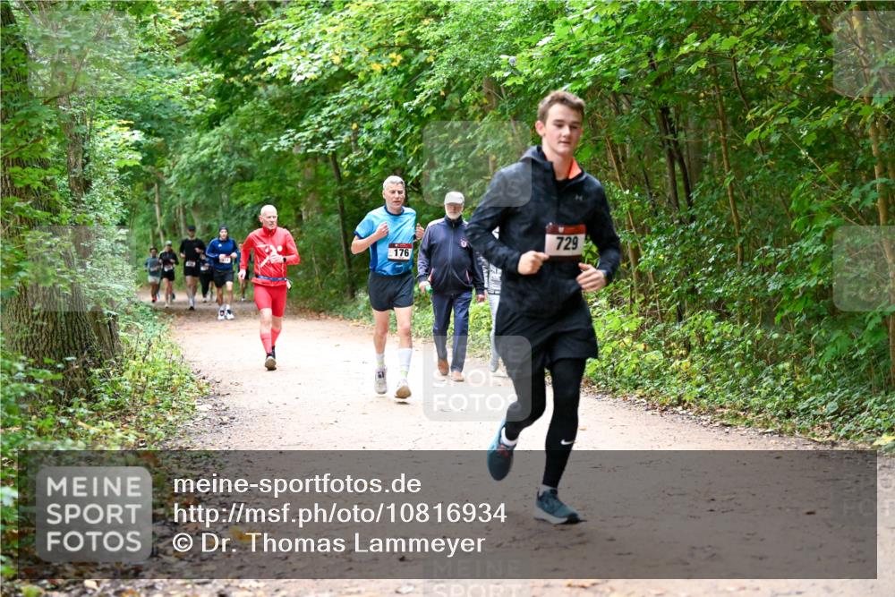 11.10.2026 - Bramfelder Halbmarathon 2026 Dr. Thomas Lammeyer http://msf.ph/oto/10816934 11.10.2026 09:55:04 Laufen 729, 176 meine-sportfotos.de