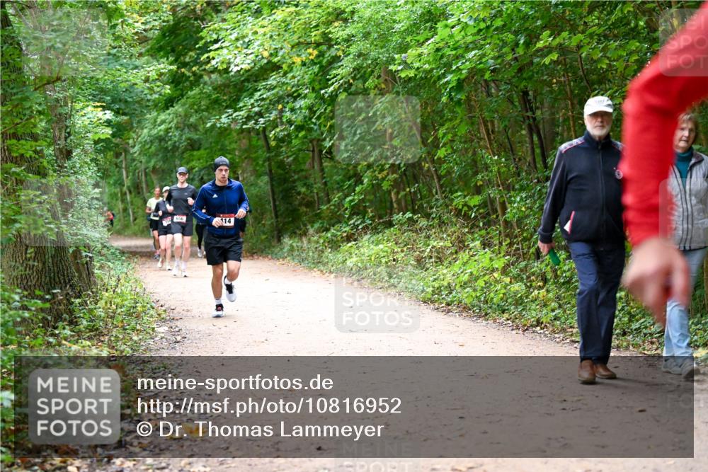11.10.2026 - Bramfelder Halbmarathon 2026 Dr. Thomas Lammeyer http://msf.ph/oto/10816952 11.10.2026 09:55:10 Laufen 14 meine-sportfotos.de
