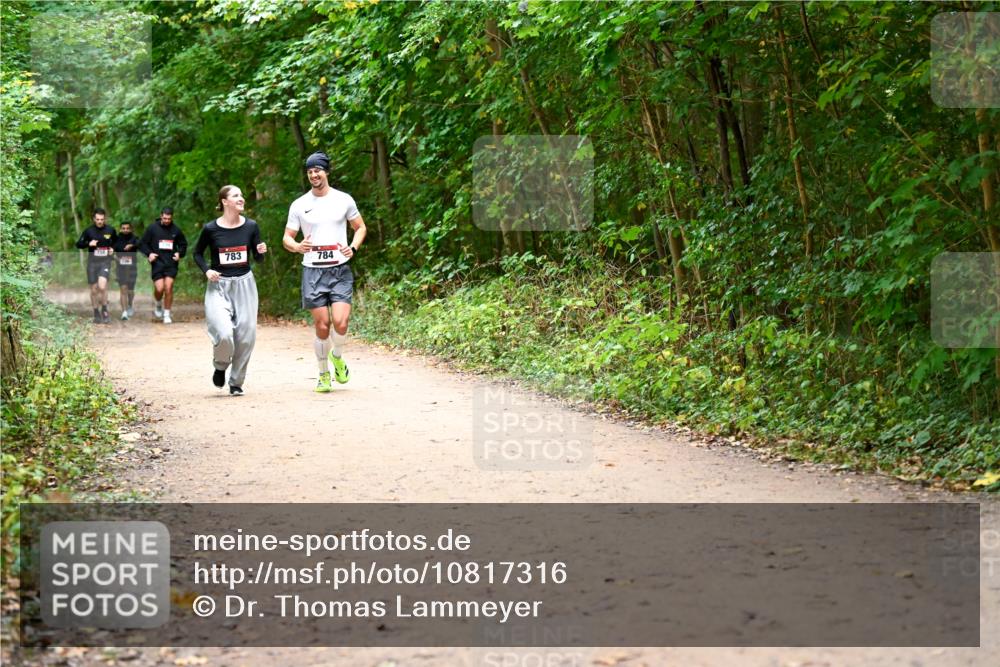 11.10.2026 - Bramfelder Halbmarathon 2026 Dr. Thomas Lammeyer http://msf.ph/oto/10817316 11.10.2026 09:57:03 Laufen 783, 784 meine-sportfotos.de