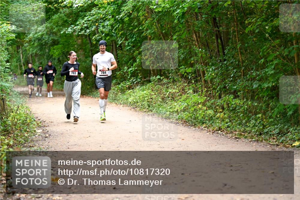 11.10.2026 - Bramfelder Halbmarathon 2026 Dr. Thomas Lammeyer http://msf.ph/oto/10817320 11.10.2026 09:57:04 Laufen 783, 784 meine-sportfotos.de