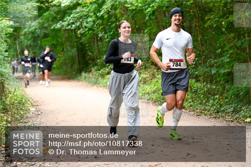 11.10.2026 - Bramfelder Halbmarathon 2026 Dr. Thomas Lammeyer http://msf.ph/oto/10817338 11.10.2026 09:57:07 Laufen 783, 784 meine-sportfotos.de