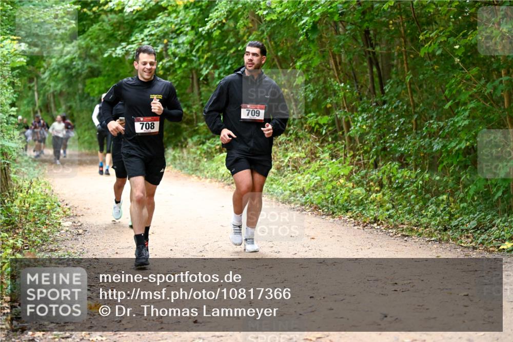 11.10.2026 - Bramfelder Halbmarathon 2026 Dr. Thomas Lammeyer http://msf.ph/oto/10817366 11.10.2026 09:57:13 Laufen 708, 709 meine-sportfotos.de