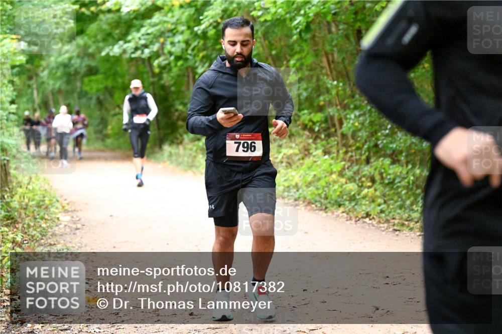 11.10.2026 - Bramfelder Halbmarathon 2026 Dr. Thomas Lammeyer http://msf.ph/oto/10817382 11.10.2026 09:57:16 Laufen 8, 796 meine-sportfotos.de