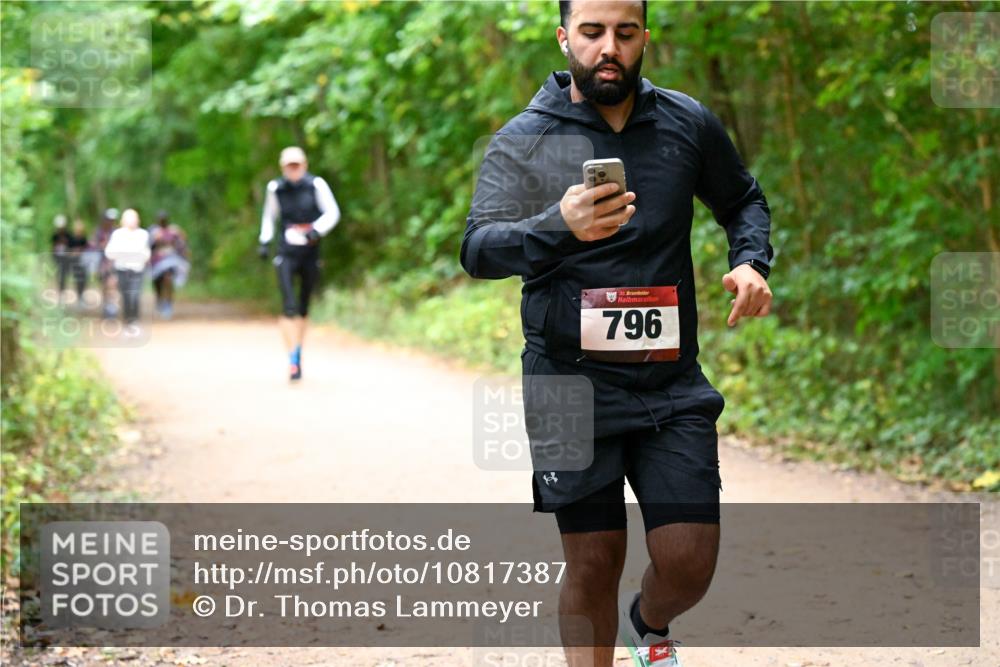 11.10.2026 - Bramfelder Halbmarathon 2026 Dr. Thomas Lammeyer http://msf.ph/oto/10817387 11.10.2026 09:57:16 Laufen 8, 35, 796 meine-sportfotos.de