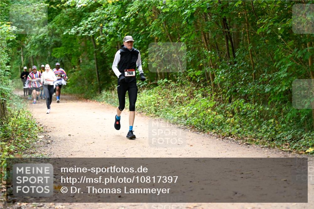11.10.2026 - Bramfelder Halbmarathon 2026 Dr. Thomas Lammeyer http://msf.ph/oto/10817397 11.10.2026 09:57:18 Laufen 457, 768 meine-sportfotos.de