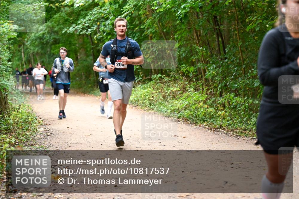 11.10.2026 - Bramfelder Halbmarathon 2026 Dr. Thomas Lammeyer http://msf.ph/oto/10817537 11.10.2026 09:57:49 Laufen 205 meine-sportfotos.de