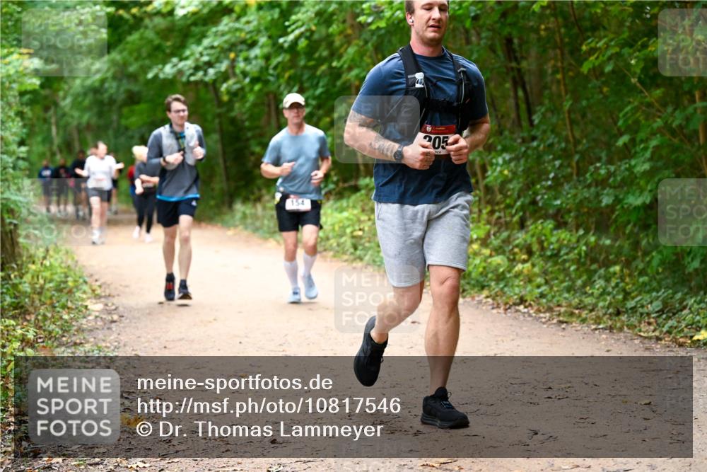 11.10.2026 - Bramfelder Halbmarathon 2026 Dr. Thomas Lammeyer http://msf.ph/oto/10817546 11.10.2026 09:57:51 Laufen 154, 205 meine-sportfotos.de