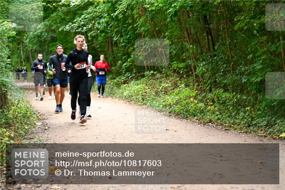 11.10.2026 - Bramfelder Halbmarathon 2026 Dr. Thomas Lammeyer http://msf.ph/oto/10817603 11.10.2026 09:58:00 Laufen 16, 357, 9 meine-sportfotos.de