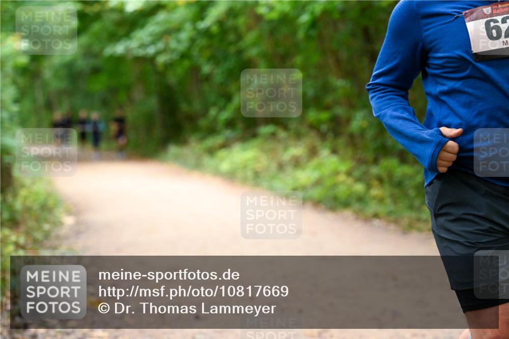 11.10.2026 - Bramfelder Halbmarathon 2026 Dr. Thomas Lammeyer http://msf.ph/oto/10817669 11.10.2026 09:58:10 Laufen 35, 62 meine-sportfotos.de