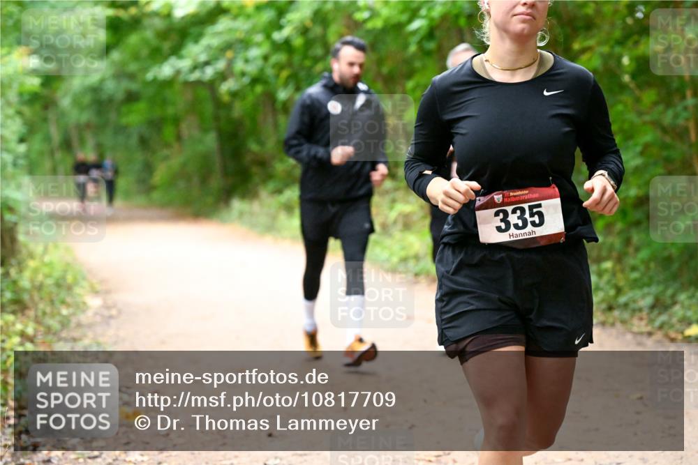 11.10.2026 - Bramfelder Halbmarathon 2026 Dr. Thomas Lammeyer http://msf.ph/oto/10817709 11.10.2026 09:58:25 Laufen 35, 335 meine-sportfotos.de