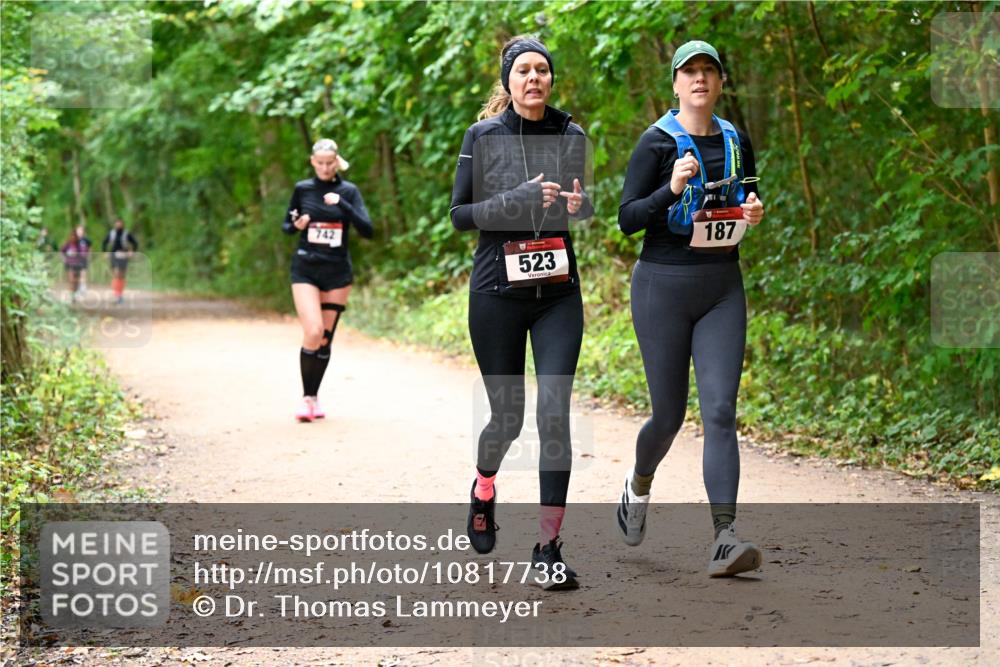 11.10.2026 - Bramfelder Halbmarathon 2026 Dr. Thomas Lammeyer http://msf.ph/oto/10817738 11.10.2026 09:58:39 Laufen 742, 523, 187 meine-sportfotos.de