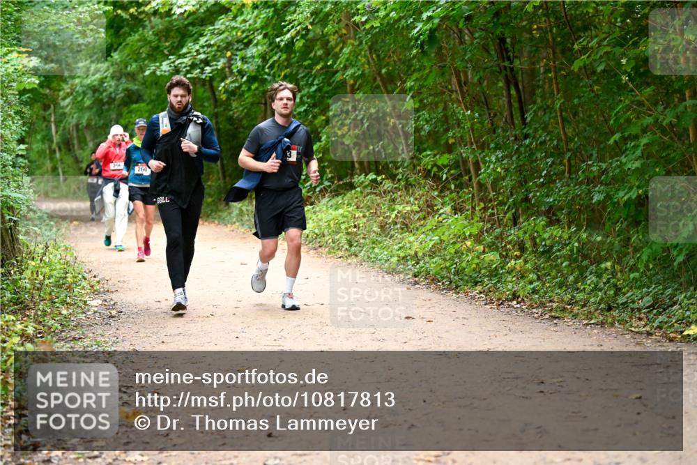11.10.2026 - Bramfelder Halbmarathon 2026 Dr. Thomas Lammeyer http://msf.ph/oto/10817813 11.10.2026 09:58:59 Laufen 296, 260 meine-sportfotos.de