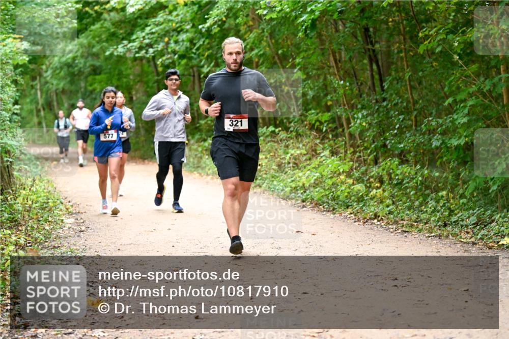 11.10.2026 - Bramfelder Halbmarathon 2026 Dr. Thomas Lammeyer http://msf.ph/oto/10817910 11.10.2026 09:59:30 Laufen 577, 321, 286 meine-sportfotos.de