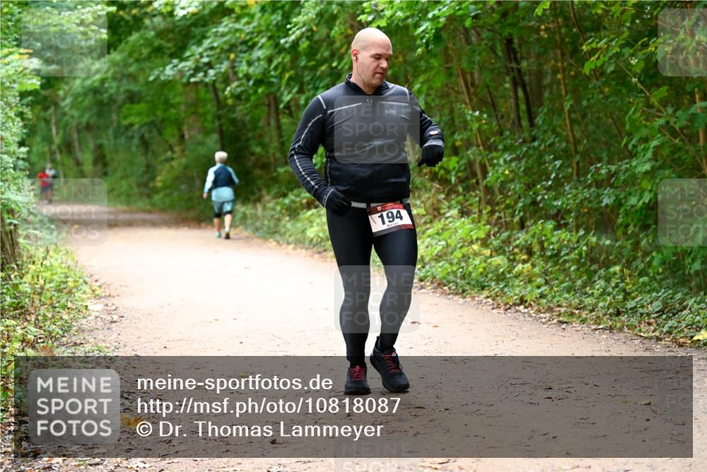 11.10.2026 - Bramfelder Halbmarathon 2026 Dr. Thomas Lammeyer http://msf.ph/oto/10818087 11.10.2026 10:00:37 Laufen 194 meine-sportfotos.de