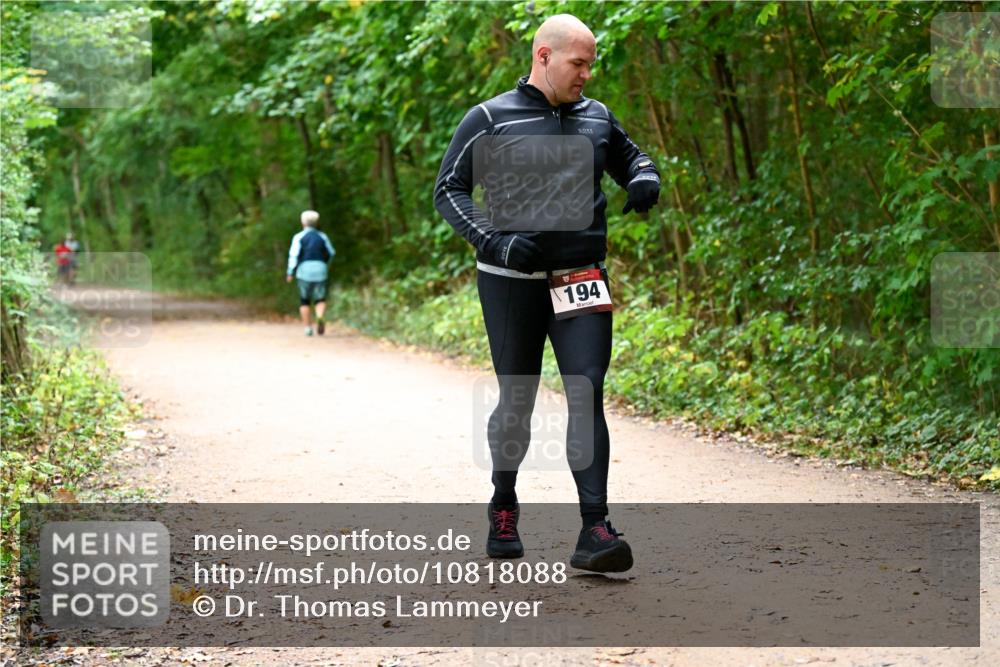 11.10.2026 - Bramfelder Halbmarathon 2026 Dr. Thomas Lammeyer http://msf.ph/oto/10818088 11.10.2026 10:00:37 Laufen 194 meine-sportfotos.de