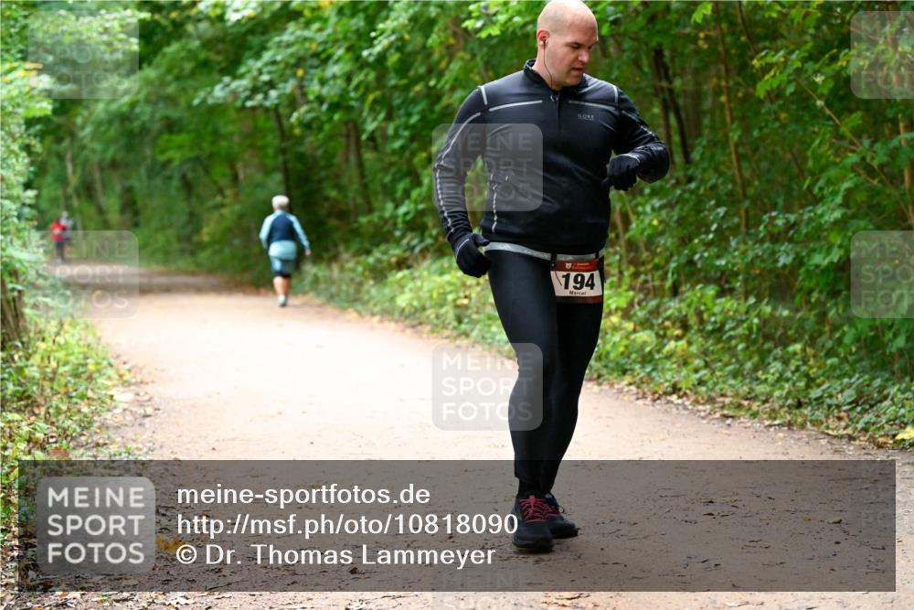 11.10.2026 - Bramfelder Halbmarathon 2026 Dr. Thomas Lammeyer http://msf.ph/oto/10818090 11.10.2026 10:00:37 Laufen 194 meine-sportfotos.de