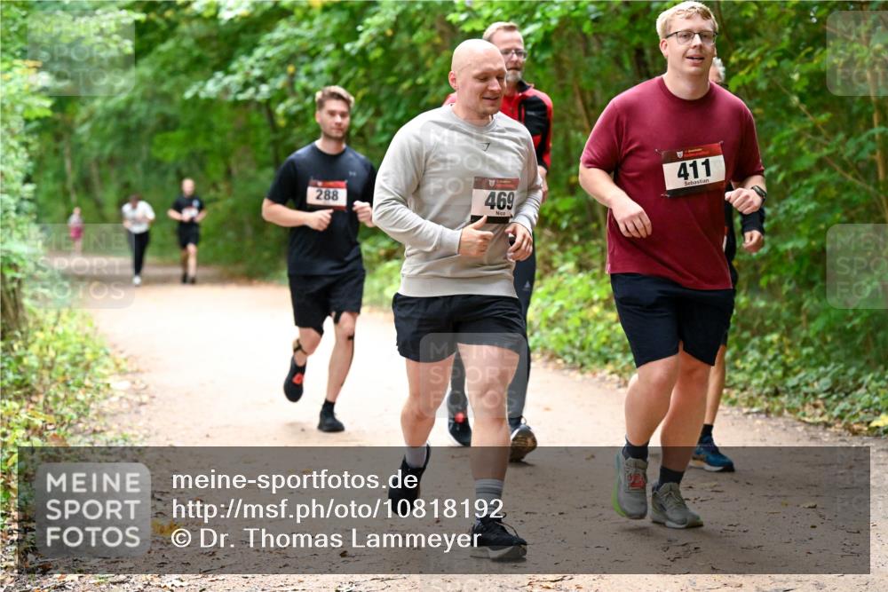 11.10.2026 - Bramfelder Halbmarathon 2026 Dr. Thomas Lammeyer http://msf.ph/oto/10818192 11.10.2026 10:01:15 Laufen 288, 469, 411 meine-sportfotos.de
