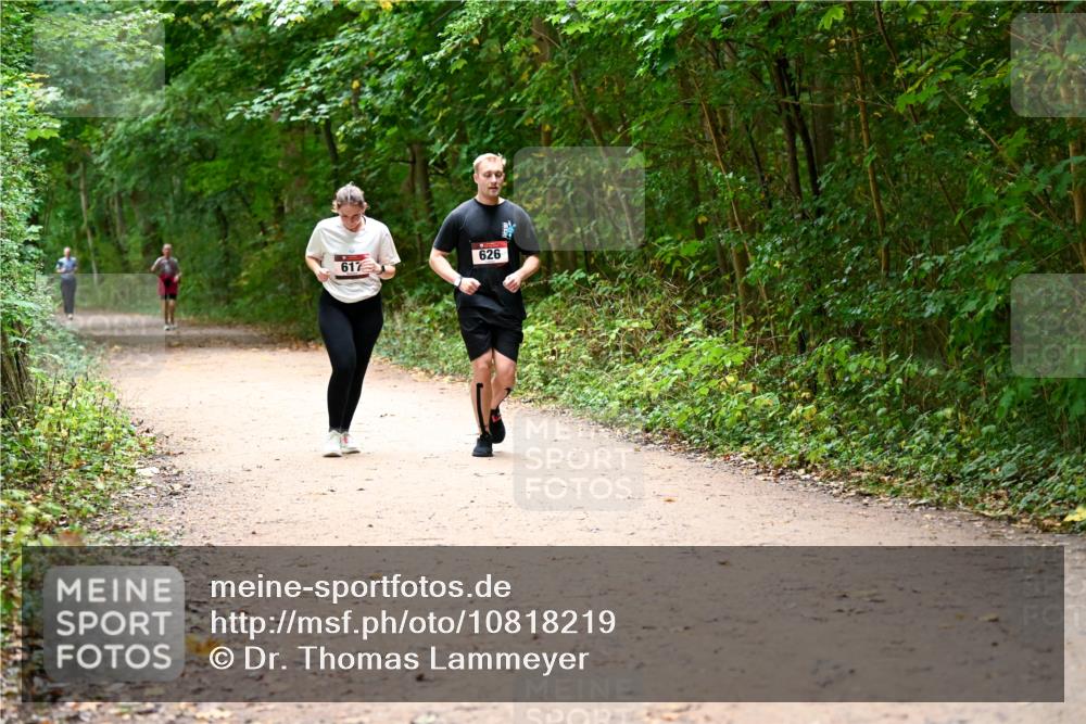 11.10.2026 - Bramfelder Halbmarathon 2026 Dr. Thomas Lammeyer http://msf.ph/oto/10818219 11.10.2026 10:01:24 Laufen 617, 626 meine-sportfotos.de