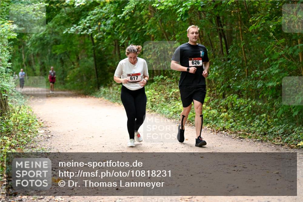 11.10.2026 - Bramfelder Halbmarathon 2026 Dr. Thomas Lammeyer http://msf.ph/oto/10818231 11.10.2026 10:01:26 Laufen 617, 626 meine-sportfotos.de