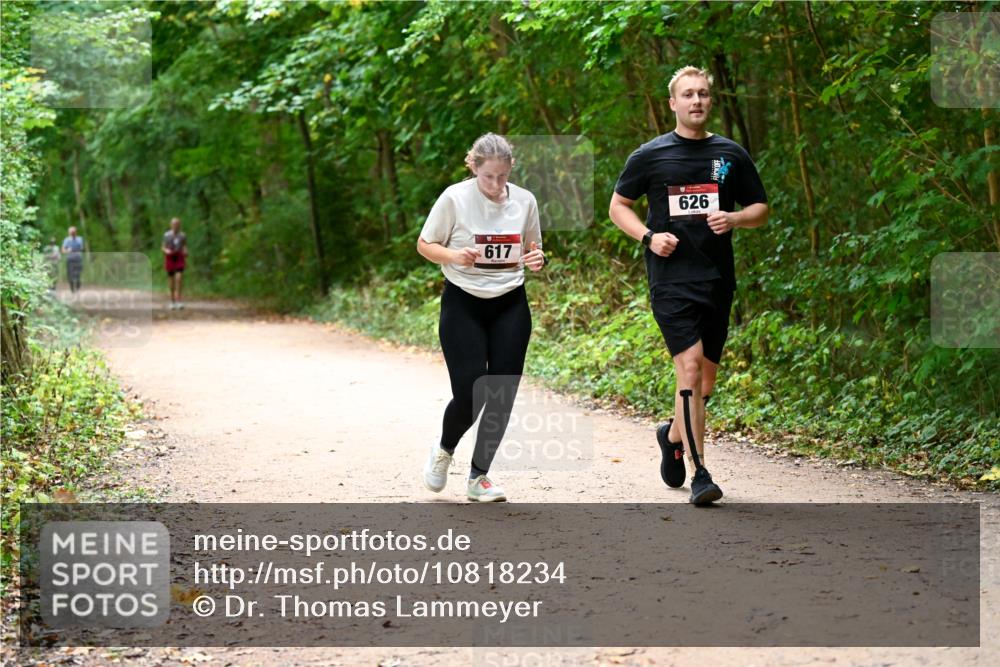 11.10.2026 - Bramfelder Halbmarathon 2026 Dr. Thomas Lammeyer http://msf.ph/oto/10818234 11.10.2026 10:01:26 Laufen 617, 626 meine-sportfotos.de