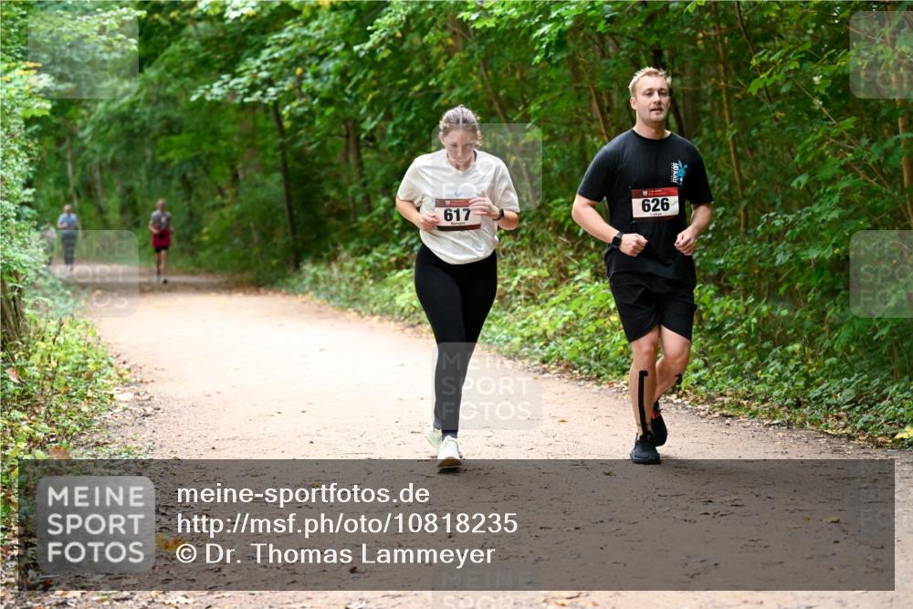 11.10.2026 - Bramfelder Halbmarathon 2026 Dr. Thomas Lammeyer http://msf.ph/oto/10818235 11.10.2026 10:01:27 Laufen 617, 626 meine-sportfotos.de