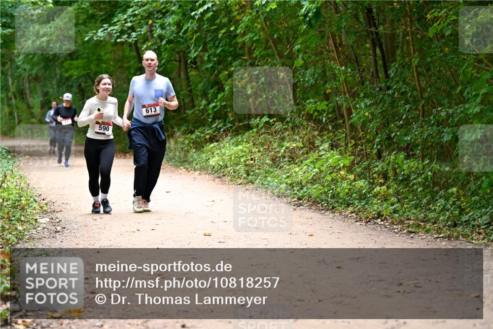 11.10.2026 - Bramfelder Halbmarathon 2026 Dr. Thomas Lammeyer http://msf.ph/oto/10818257 11.10.2026 10:01:47 Laufen 590, 613 meine-sportfotos.de