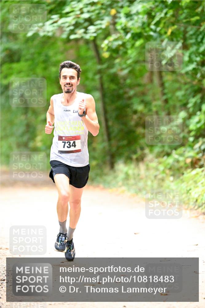 11.10.2026 - Bramfelder Halbmarathon 2026 Dr. Thomas Lammeyer http://msf.ph/oto/10818483 11.10.2026 10:04:35 Laufen 734 meine-sportfotos.de